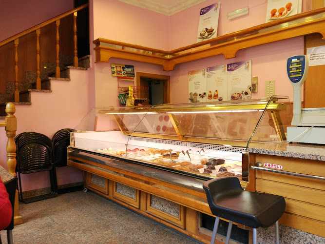 Fotografia tomada fuera de Pastelería Stela - Pastelería en Autol, La Rioja