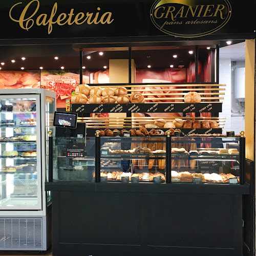 Fotografia tomada fuera de Granier - Panadería en Barnasud, Barcelona