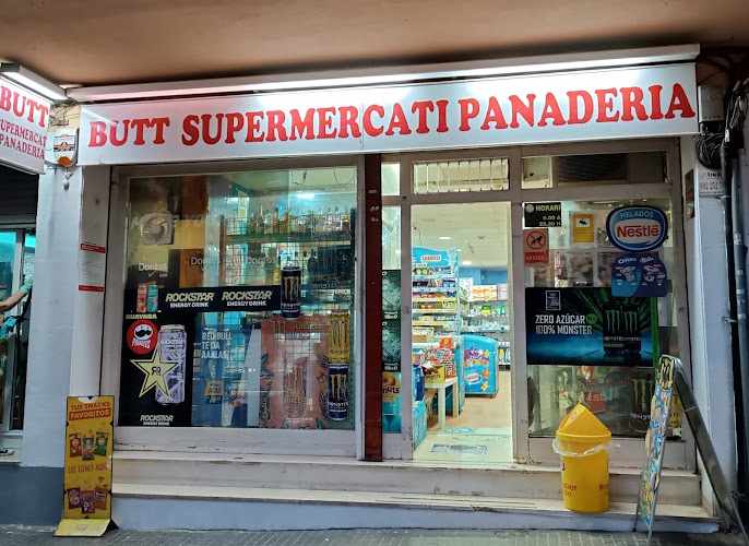 Fotografia tomada fuera de Butt super mercat I Panaderia I paqueteria - Supermarket en Gavà, Barcelona
