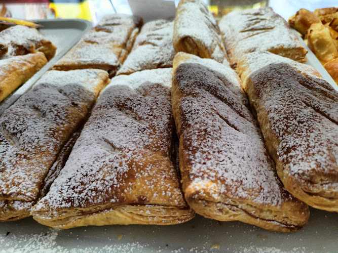 Fotografia tomada fuera de Covrigaria y Pasteleria Horno de los Abuelos - Forn de pa en Castellón de la Plana, Castellón
