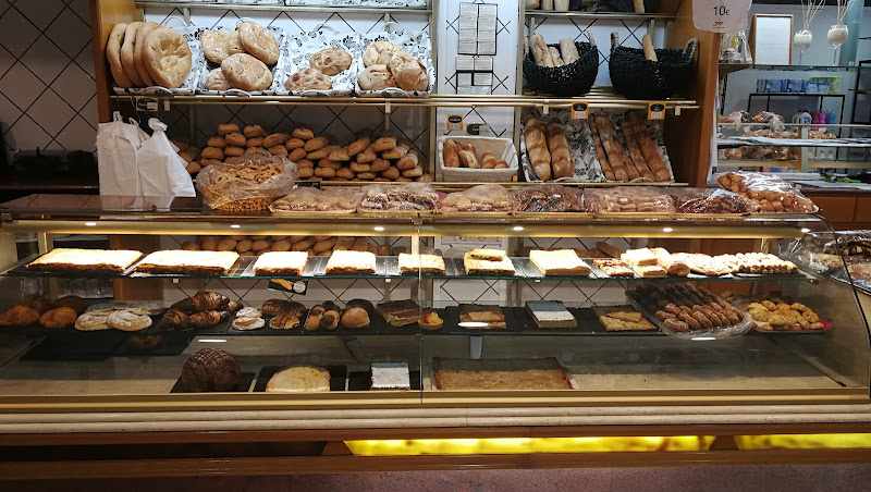 Fotografia tomada fuera de Panaderia Mor - Panadería en Castellón de la Plana, Castellón