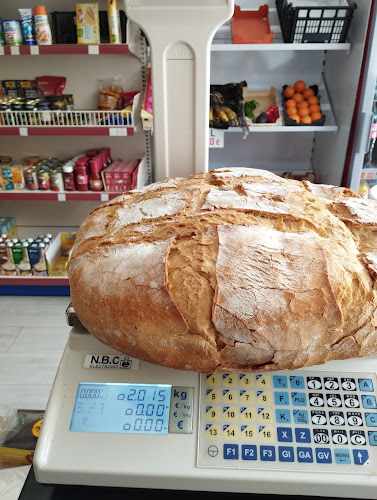 Fotografia tomada fuera de La Tienduca - Tienda de alimentación en Aguadulce, Almería