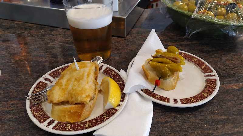 Fotografia tomada fuera de Cafetería Zalburdi - cafeterías en Deba, Guipúzcoa