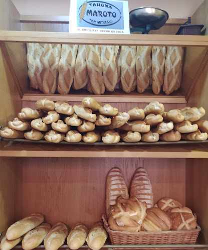 Fotografia tomada fuera de Tahona maroto - Panadería en Coca, Segovia