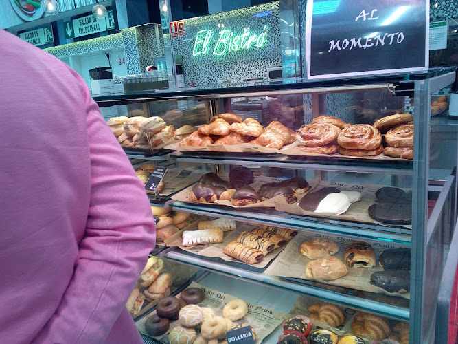 Fotografia tomada fuera de Alcampo - Supermercado en Madrid, Madrid