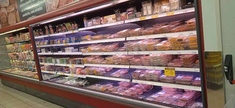 Fotografia tomada fuera de masymas basic - Supermercado en Castelló de Rugat, Valencia