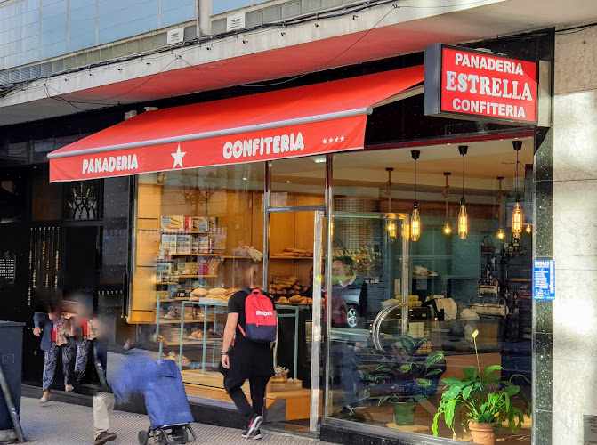 Fotografia tomada fuera de Panadería Confitería ESTRELLA - Panadería en Oviedo, Asturias