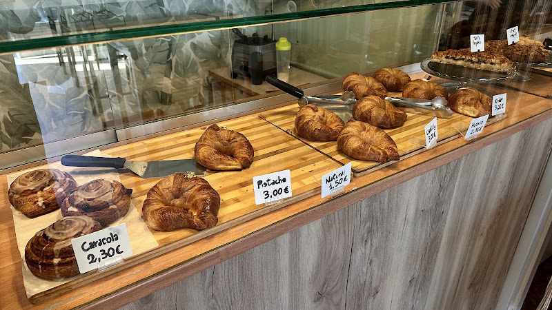 Fotografia tomada fuera de Panier Coffee & Brunch - restaurantes en Playa San Juan, Santa Cruz de Tenerife