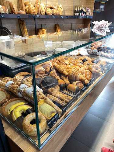 Fotografia tomada fuera de Ciabbatta Ramón i Cajal - Forn de pa en Sant Just Desvern, Barcelona