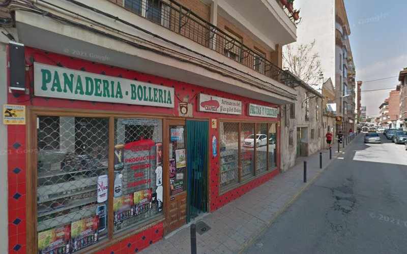 Fotografia tomada fuera de Chapela Artesanos del Pan y del Dulce - Tienda de alimentación en Tarancón, Cuenca