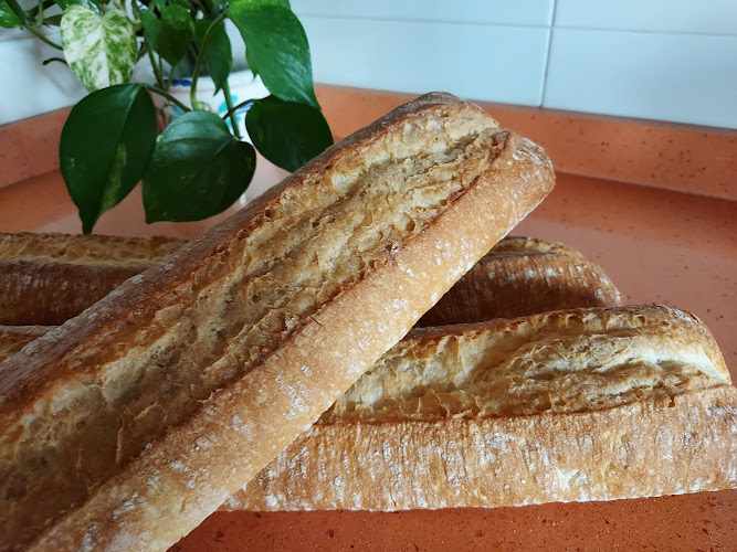Fotografia tomada fuera de Horno de pan La Pobla - Forn de pa en Puebla Tornesa, Castellón