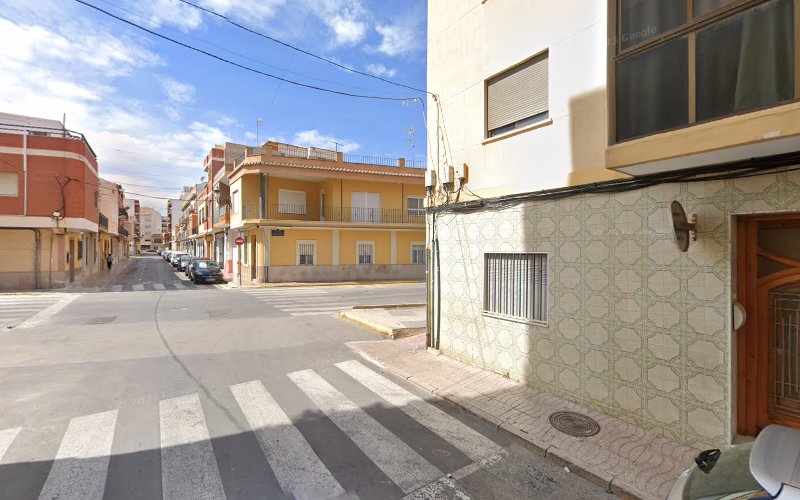 Fotografia tomada fuera de Forn Germans Bellver - Forn de pa en Rafelbunyol, Valencia