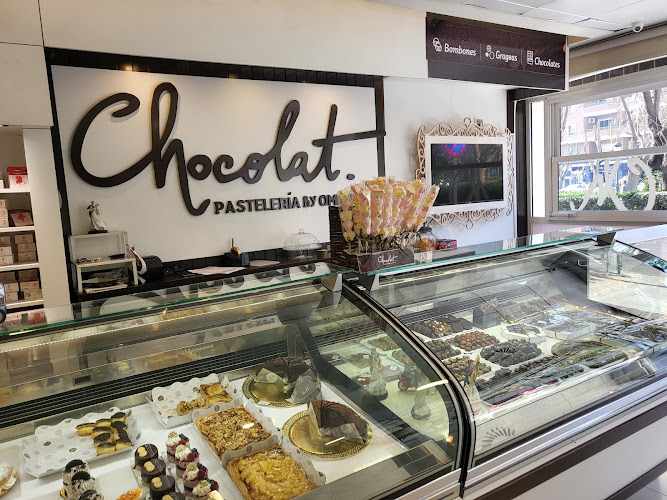 Fotografia tomada fuera de Pastelería Chocolat - Pastelería en Puertollano, Ciudad Real