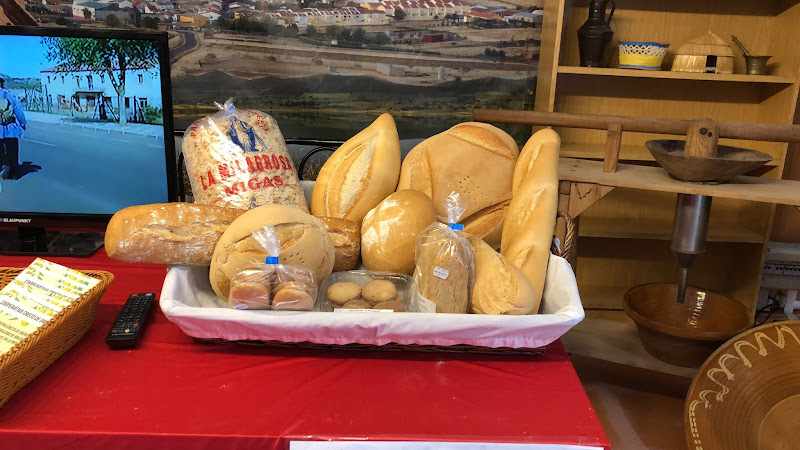 Fotografia tomada fuera de TAHONA CALILLO - Panadería en Puertollano, Ciudad Real