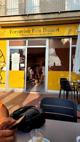 Fotografia tomada fuera de Panaderia Bussot i Fills - Forn de pa en Palafrugell, Girona