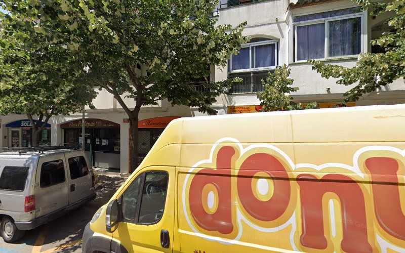 Fotografia tomada fuera de El Nostre Pa - Panadería en Palafrugell, Girona