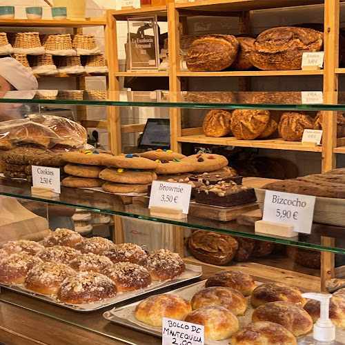 Fotografia tomada fuera de Marea Bread - Panadería en Madrid, Madrid