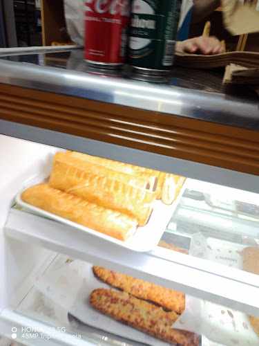 Fotografia tomada fuera de Panadería Juanvi - Panadería en Dalías, Almería