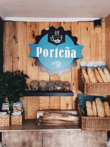 Fotografia tomada fuera de Cafetería Porteña - Cafetería en Vera, Almería
