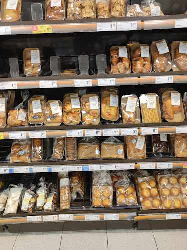 Fotografia tomada fuera de Supermercado Consum - Supermercado en Villaricos, Almería