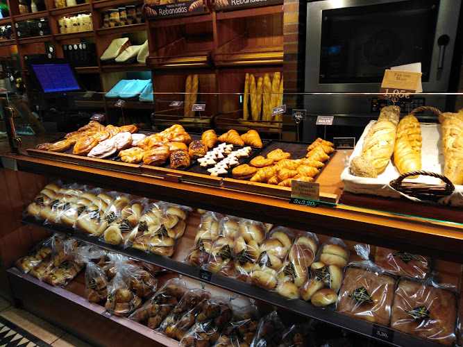 Fotografia tomada fuera de Panaderia Taberna - Panadería en Pamplona, Navarra
