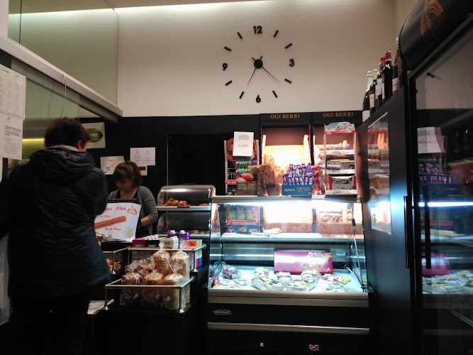 Fotografia tomada fuera de Ogi Berri Mendebaldea - Panadería en Pamplona, Navarra