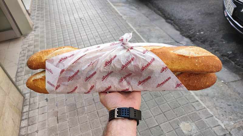 Fotografia tomada fuera de Pan Arrasate - Panadería en Pamplona, Navarra