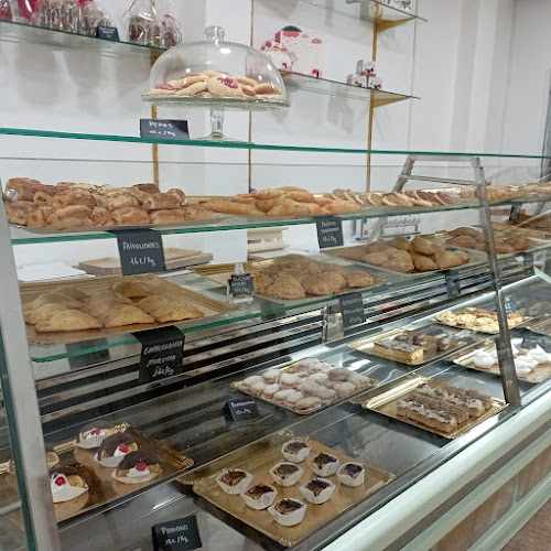 Fotografia tomada fuera de MARCELITO mi obrador de confianza - Pastelería en Paiporta, Valencia