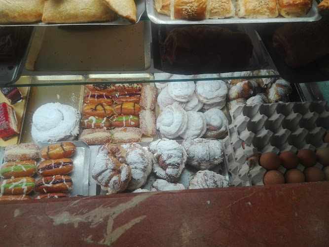 Fotografia tomada fuera de José Ordóñez Rodríguez - Panadería en Paiporta, Valencia