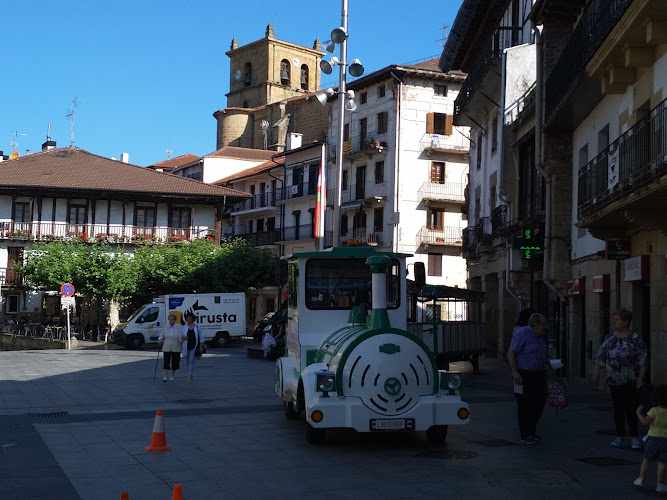Fotografia tomada fuera de Aialde - Pastelería en Oiartzun, Guipúzcoa