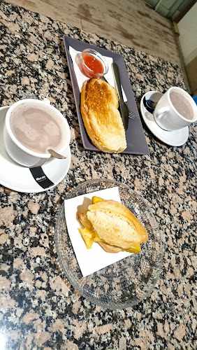 Fotografia tomada fuera de Pastelería Tres Chocolates - Pastelería en Soria, Soria
