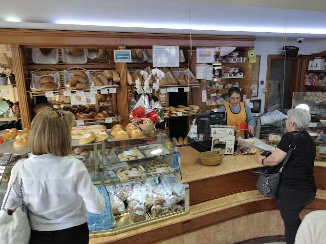 Fotografia tomada fuera de Forn i Pastisseria Francis Xaló - Pastelería en Xaló, Alicante