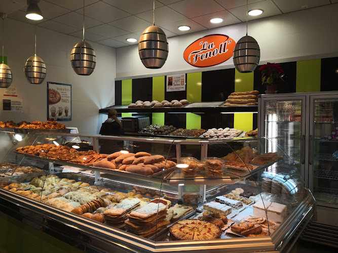 Fotografia tomada fuera de La Fenoll - Confitería artesanal - Pastelería en Callosa de Segura, Alicante