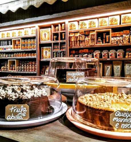 Fotografia tomada fuera de COUSIÑA RICA - Cake shop en Ames, A Coruña