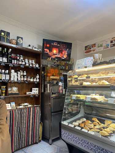 Fotografia tomada fuera de Dulces del Califa - Pastelería en Ronda, Málaga