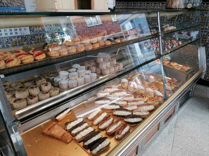 Fotografia tomada fuera de Confiteria Pastelería Patricia - Pastelería en Ronda, Málaga