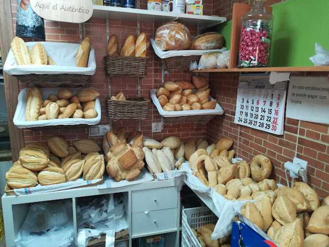 Fotografia tomada fuera de Panadería Horno Virgen Del Rosario - Panadería en Alcalá de Guadaíra, Sevilla