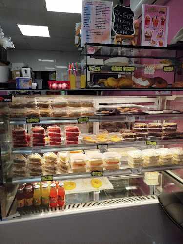 Fotografia tomada fuera de Johanna's Bakery - Pastelería en Torrejón de Ardoz, Madrid