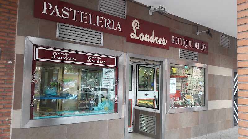 Fotografia tomada fuera de Pastelería Londres - Pastelería en Torrejón de Ardoz, Madrid