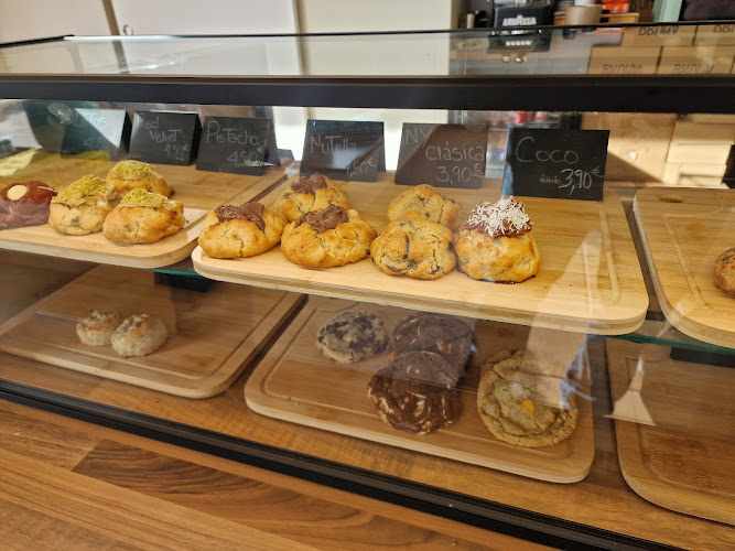 Fotografia tomada fuera de BRUNA la galleteria - Tienda de galletas en Torrejón de Ardoz, Madrid