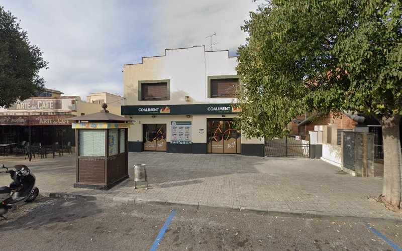 Fotografia tomada fuera de Panificadora Hermanos Gayo S L - Panadería en Segur de Calafell, Tarragona