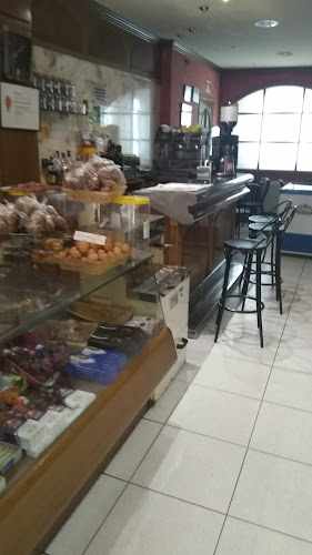 Fotografia tomada fuera de Pastisseria I Forn de Pa Busqueta - Panadería en Bellpuig, Lérida
