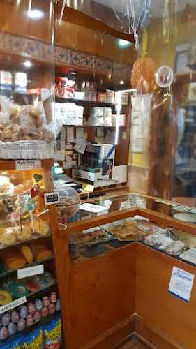 Fotografia tomada fuera de Artesana Horno las Nieves - Panadería en Gijón, Asturias