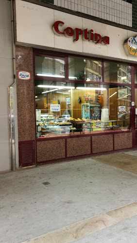 Fotografia tomada fuera de Cortina - Pastelería en Gijón, Asturias