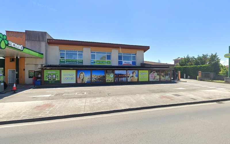 Fotografia tomada fuera de Panadería El Horno masymas - Panadería en Gijón, Asturias