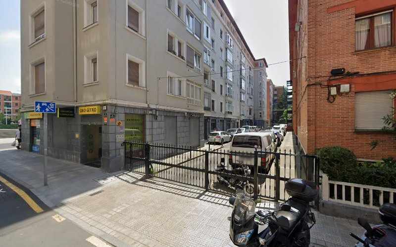 Fotografia tomada fuera de Txikidenda - Panadería en Getxo, Vizcaya