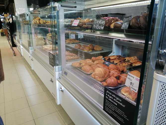 Fotografia tomada fuera de Carrefour Market - Supermercado en Madrid, Madrid