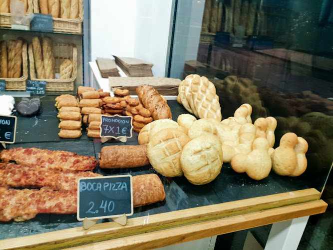 Fotografia tomada fuera de QUOP ETXEBARRI - Tienda de golosinas en Echévarri, Vizcaya