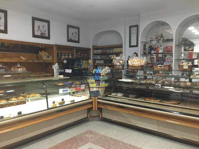 Fotografia tomada fuera de María Señora - Panadería en Navarrés, Valencia