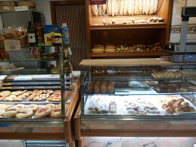 Fotografia tomada fuera de Forn de pa Federico - Panadería en Banyeres de Mariola, Alicante